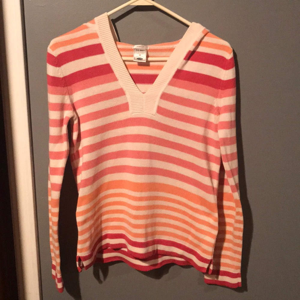 FINAL PRICE!! Old Navy Hooded Sweater